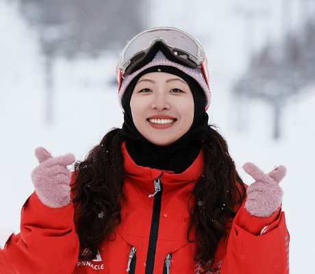小喵——SBINZ單板二級滑雪教練|北海道二世谷
